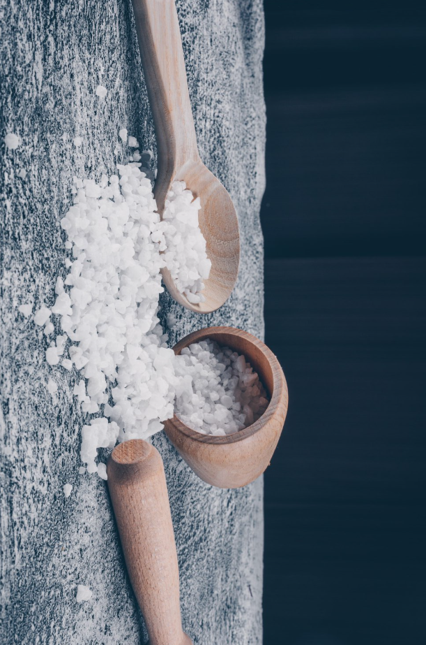 Calcium Hypochlorite vs. SDIC: Making the Right Choice for Industrial Cooling Water Systems