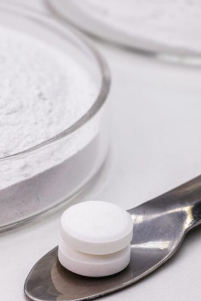 Maîtriser les calculs : Comment calculer le dosage approprié d'hypochlorite de calcium pour la désinfection industrielle et des piscines