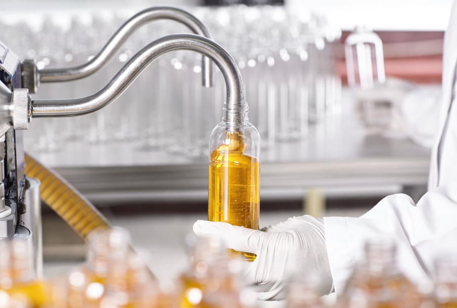 Food-Grade Lubrication Solutions: Ensuring Safety and Efficiency in Food & Beverage Industry