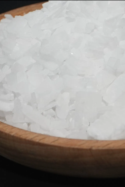 When Caustic Soda Becomes a Critical Interface in Manufacturing: Rethinking Solid Caustic Soda from a Procurement Perspective