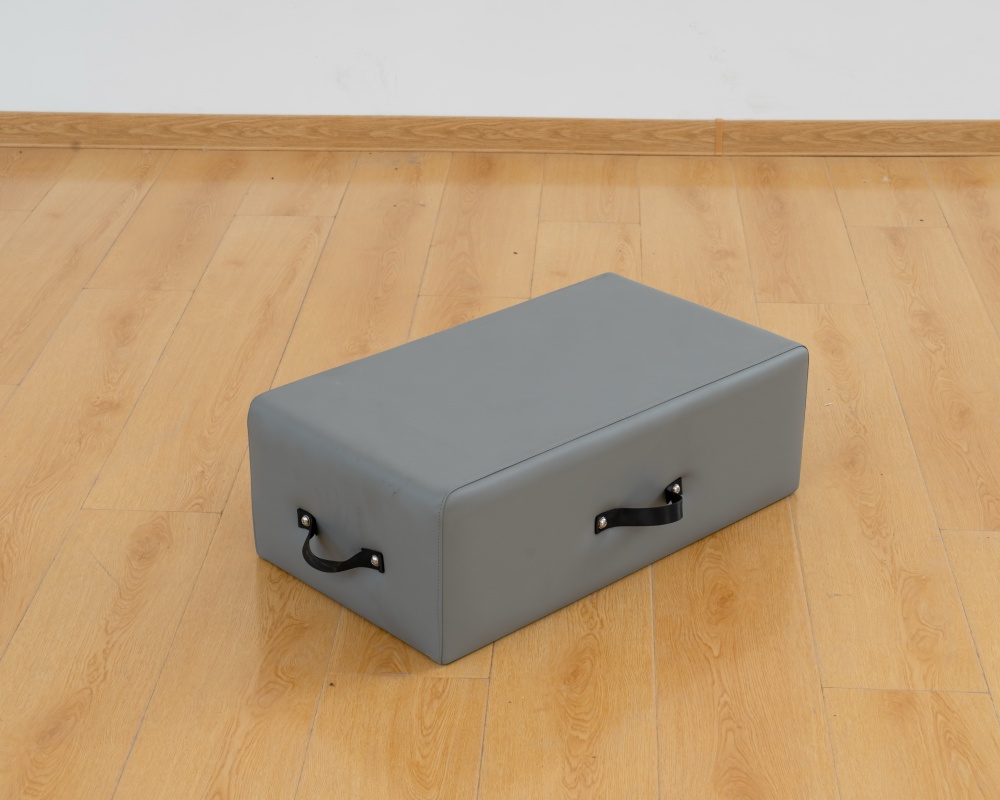 pilates reformer box.jpg