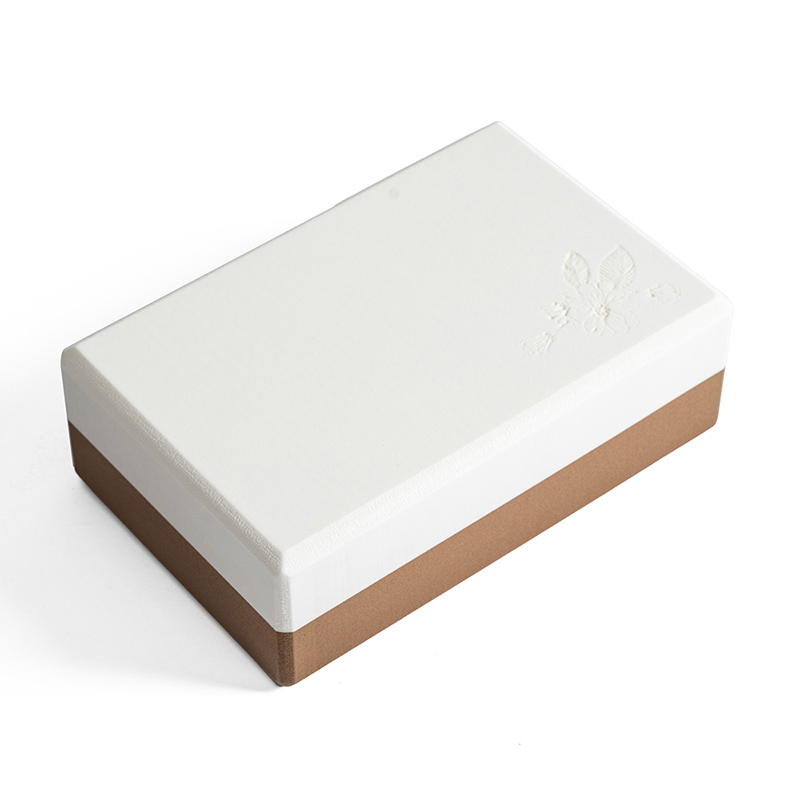 4-Yoga-brick