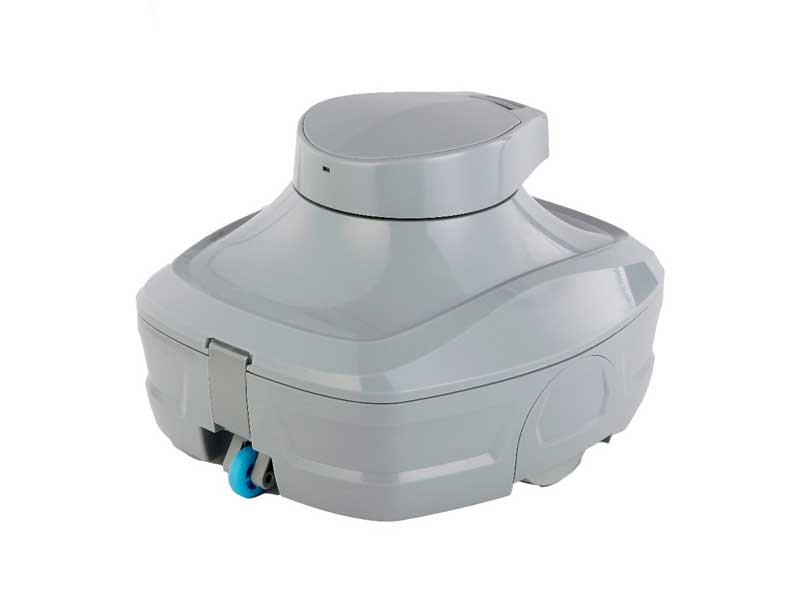 Seasonal Pool Care: How a Robotic Pool Cleaner Adapts to Changing Needs