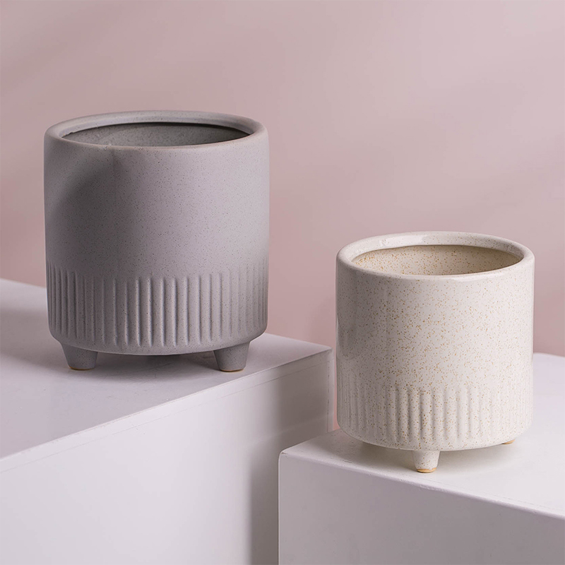 Modern Indoor Home Decor Bulk Ceramic Flower Pots & Planters With Feet
