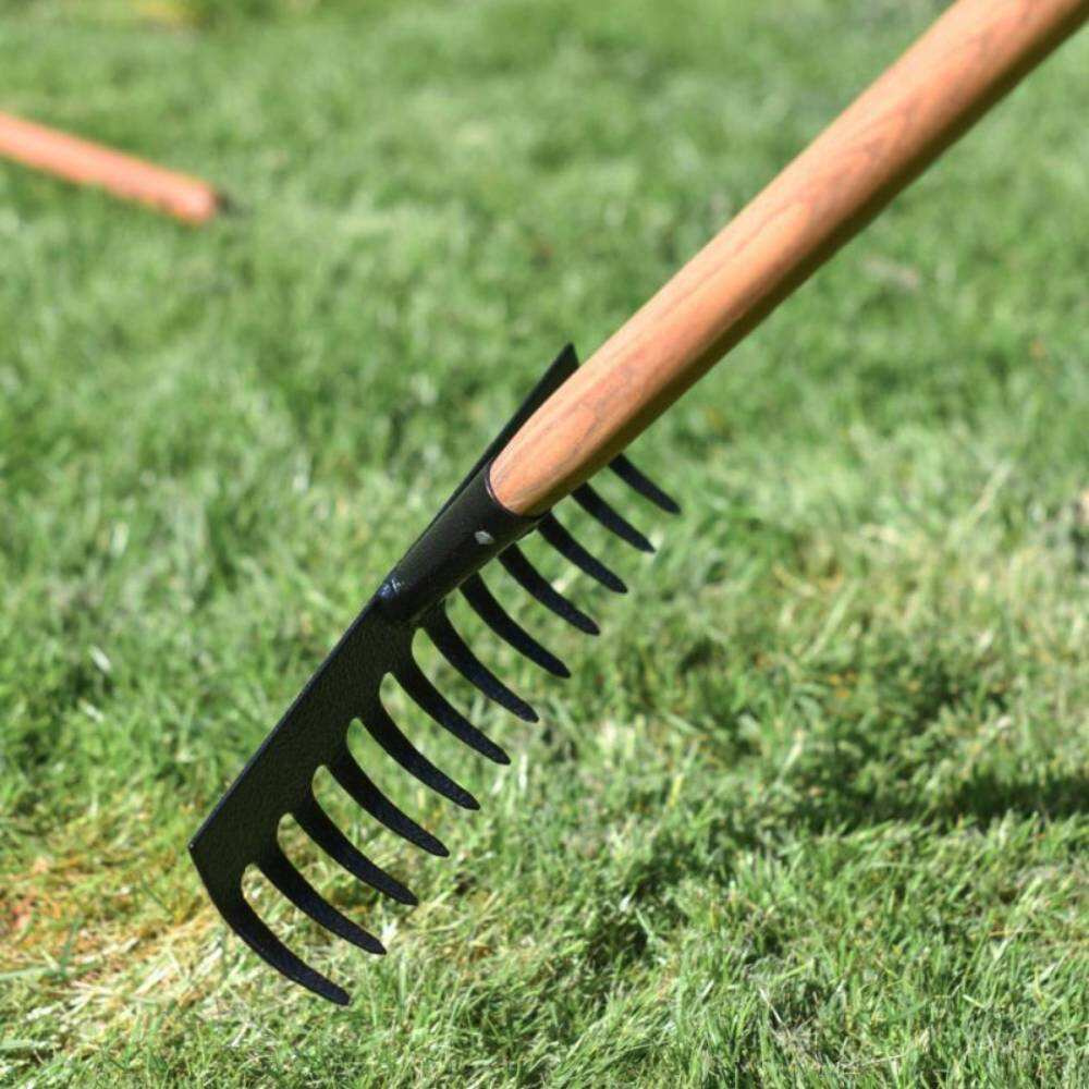 Farming Iron Rake Tools Long Wooden Handle Custom 05.jpg