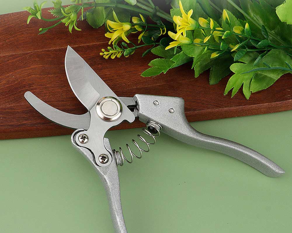 Pruning-Shears-Tool-SK5-Garden-Scissors-For-Trees04