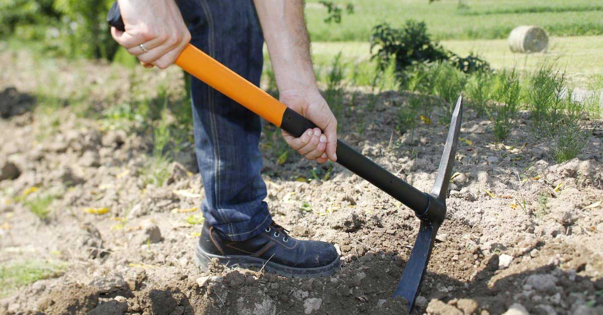 steel-pickaxe1.jpg