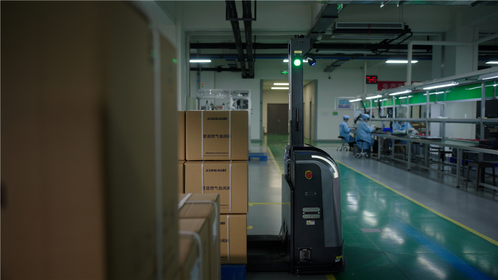 AGV in Assembly Workshop