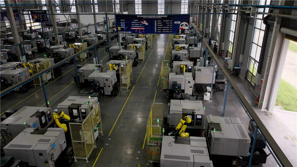 Robotic Arms & Machining Centers