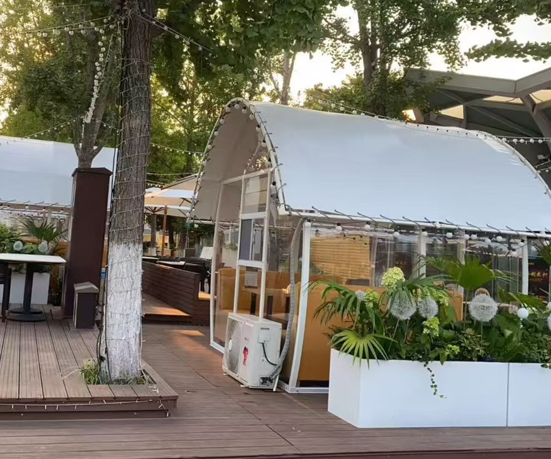 4-6 Person Luxury Outdoor Dining Hall (7)