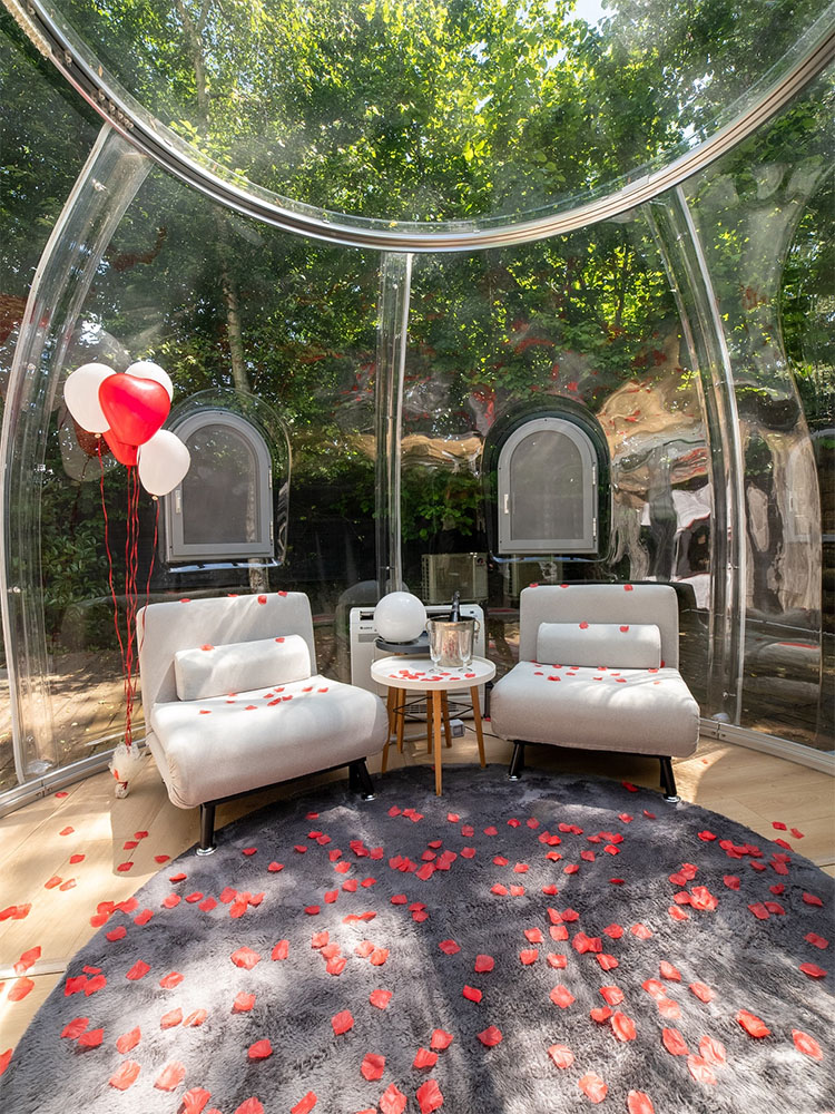 Clear Oval Dome with Polycarbonate Panels Redefining Flexible Outdoor Accommodation in Italy (11)
