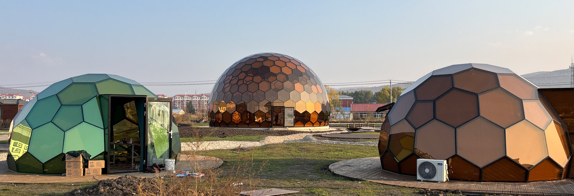 Customized 15-Meter Diameter Brown Glass Starry Sky Room