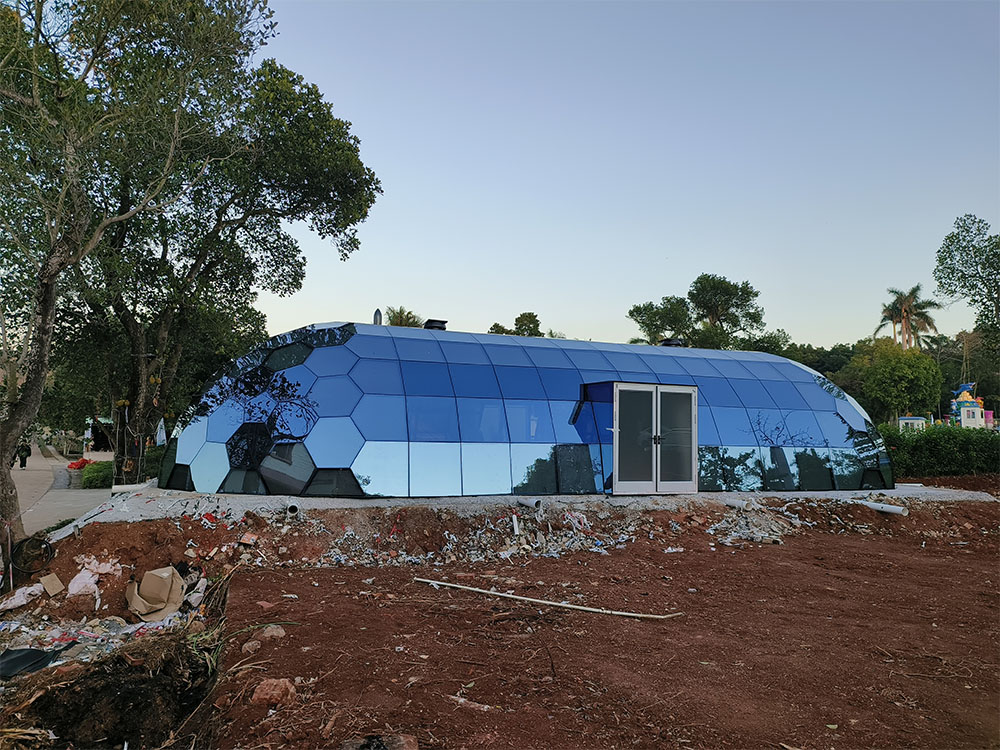 Customized 18-Meter Space Capsule Oval Glass Dome Tent for Glamping (1)