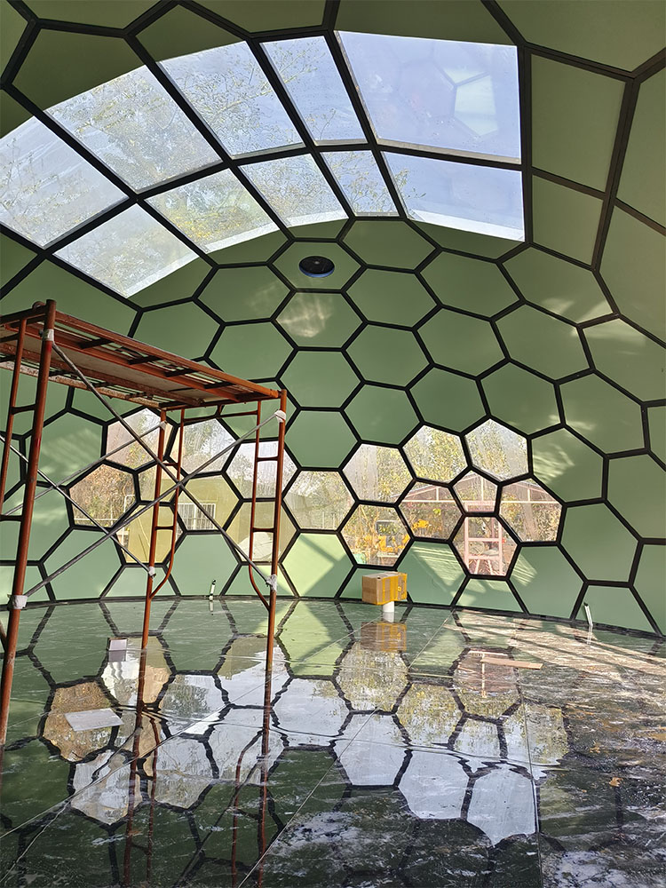 Customized 18-Meter Space Capsule Oval Glass Dome Tent for Glamping (4)