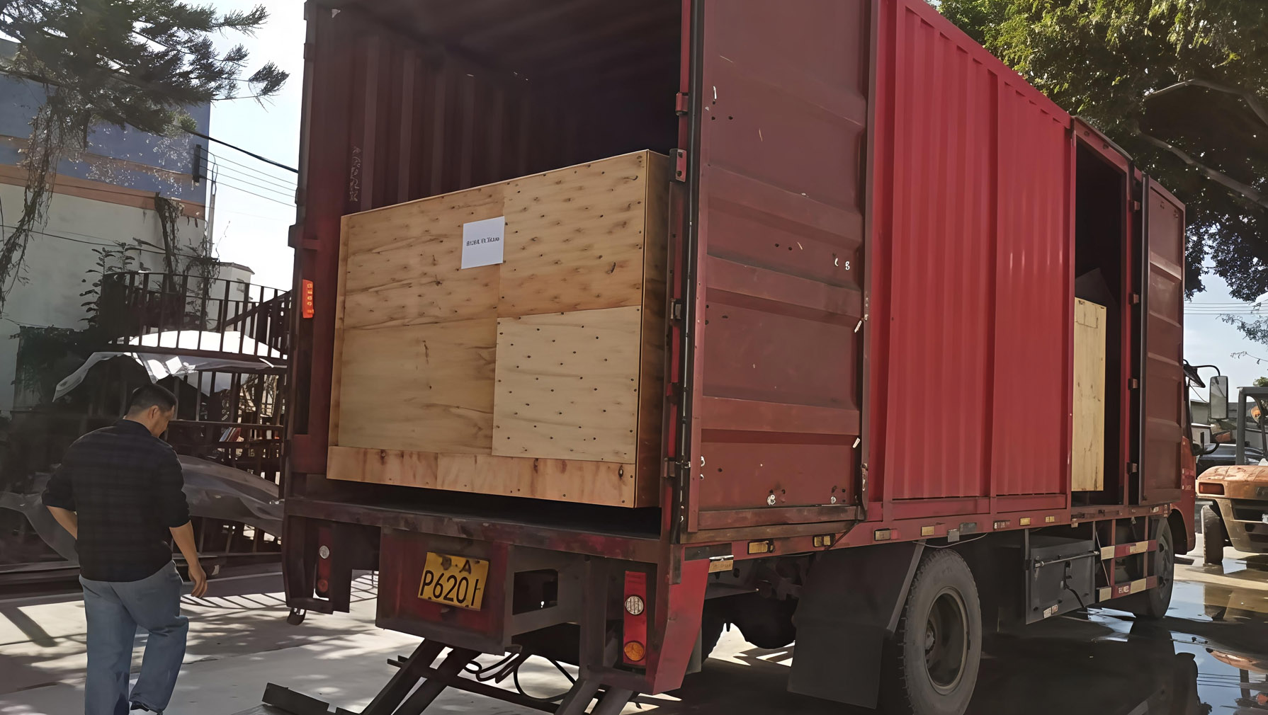 Shipped in wooden crates