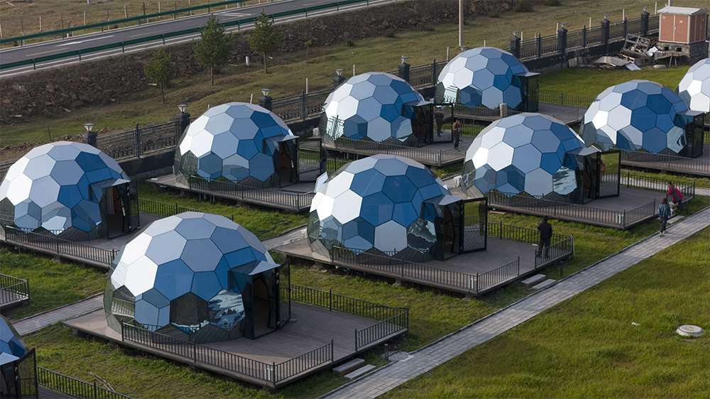 High-Altitude Starry Sky Retreat The Double Layer Glass Dome for Northern Lights Viewing Project in Sichuan (2)