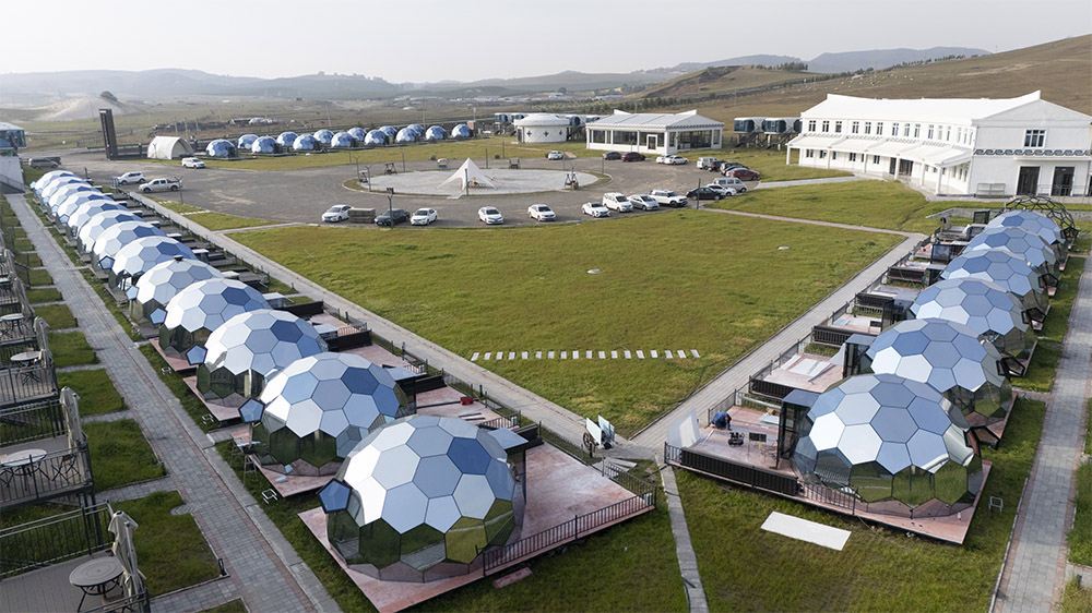 High-Altitude Starry Sky Retreat The Double Layer Glass Dome for Northern Lights Viewing Project in Sichuan (4)