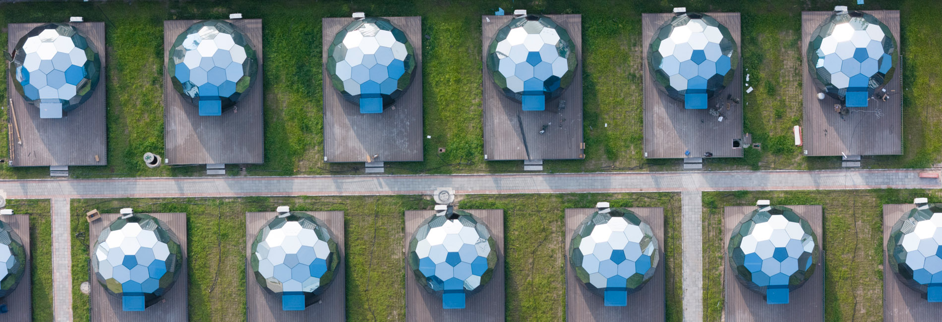 High-Altitude Starry Sky Retreat: The Double Layer Glass Dome for Northern Lights Viewing Project in Sichuan