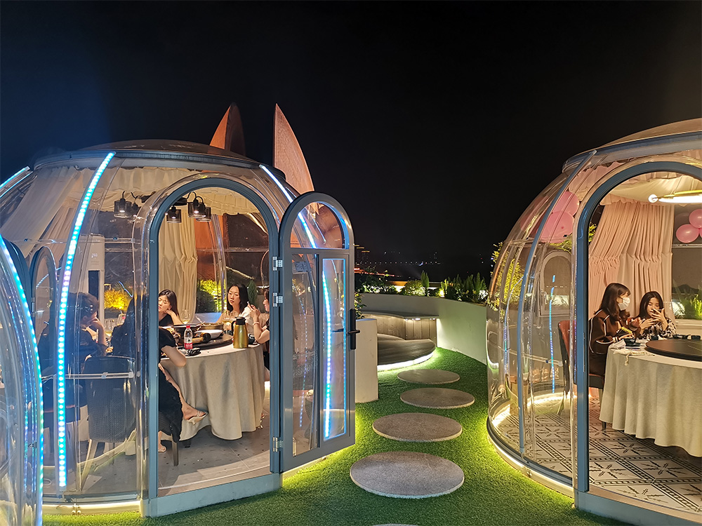 Luxury Igloo Dining Dome House A Premier Dining Experience at Zhuhai's Sun Moon Lake Opera House (3)