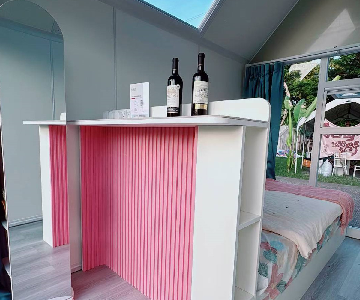 Prefab Luxury Cabin Space Capsule House (8)