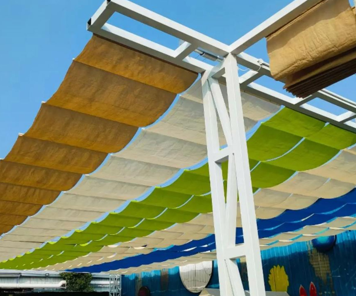 Retractable Sunshade