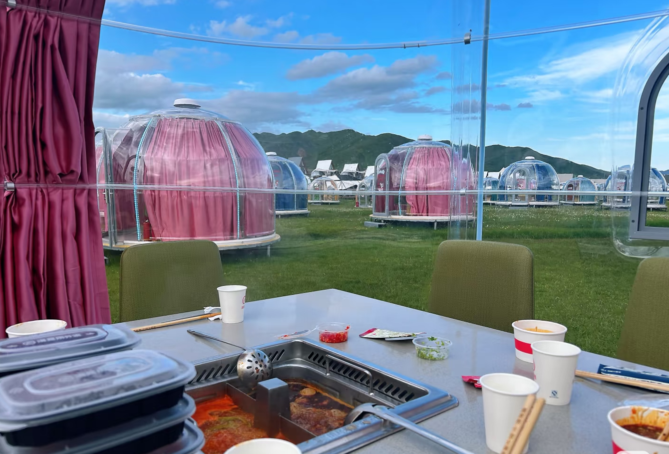 Outdoor Clear Dome Dining