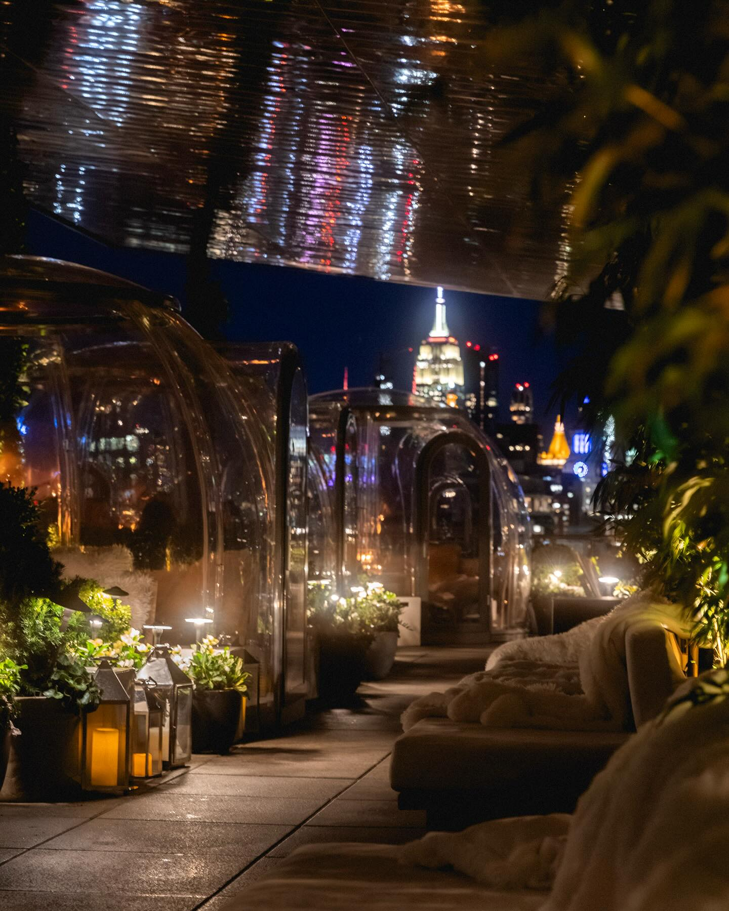 Roof top dining dome