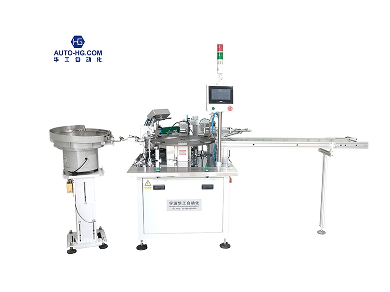 Máquina de Montagem de Juntas para Tampas de Garrafa