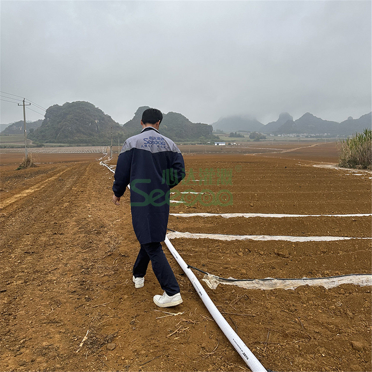 Tubo flexible con conector soldado integral Orificios de salida soldados preinstalados Salida de manguera plana de PP Tubo prefabricado (6)