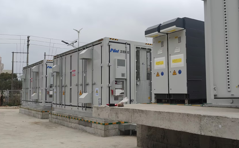 Système de stockage d'énergie par batterie Altana 2,5 MW/10 MWh