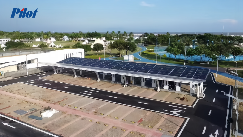 How Industrial and Commercial Energy Storage Systems Reduce Business Energy Costs