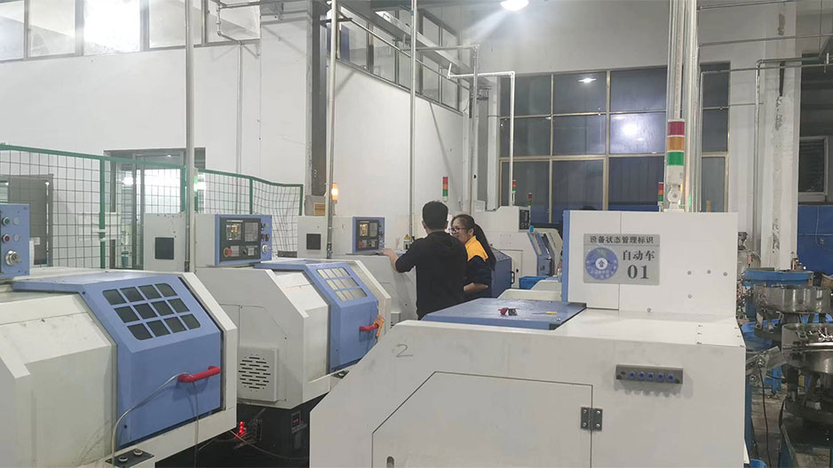 CNC-Turning-Machine1