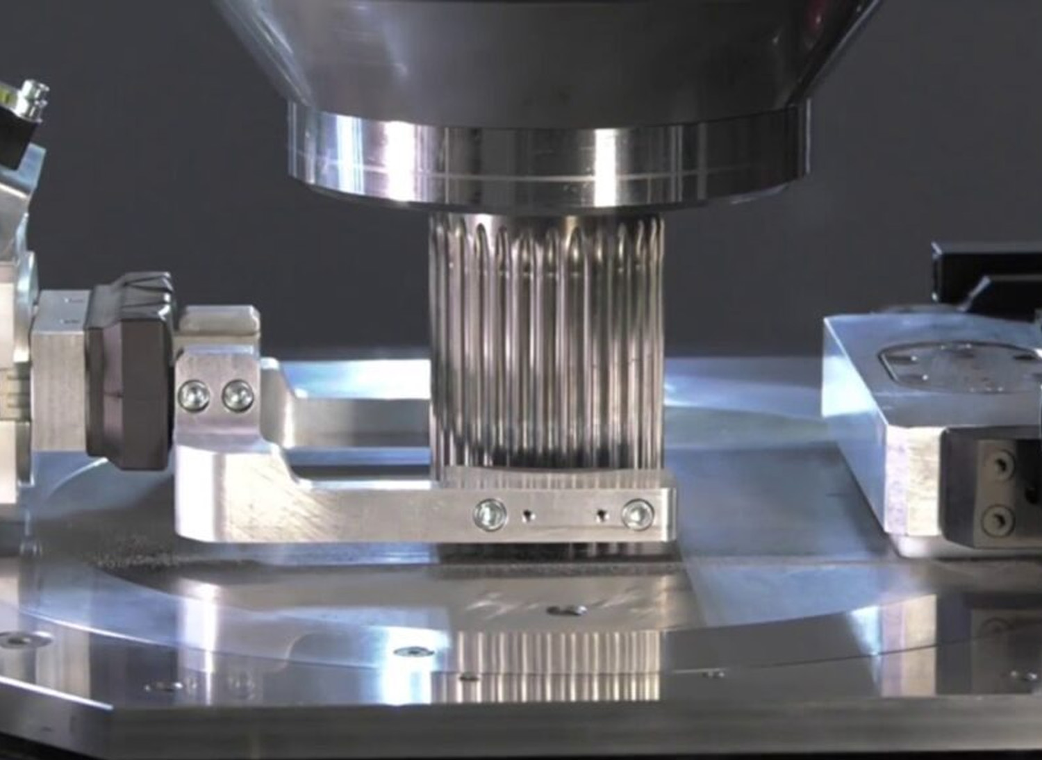 Medical & Dental-Producing microscopic Small Turned Parts and implants from Titanium and Stainless Steel with rigorous Quality Inspection