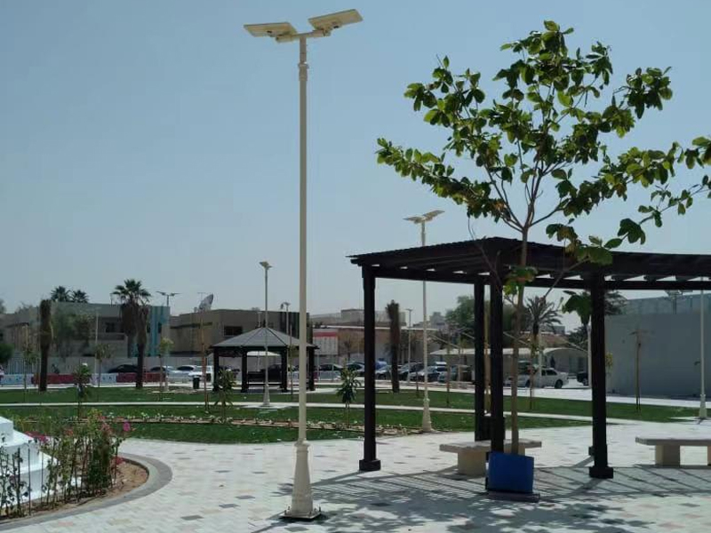 48pcs 5m 24W Decorative Aluminium Pole in Dubai, UAE