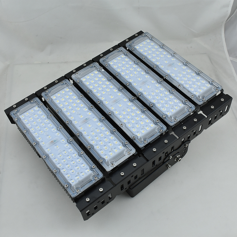 Nuevo diseño de foco LED reflectante COB para exteriores, 50w 100w 200w 300w 400w (5).jpg