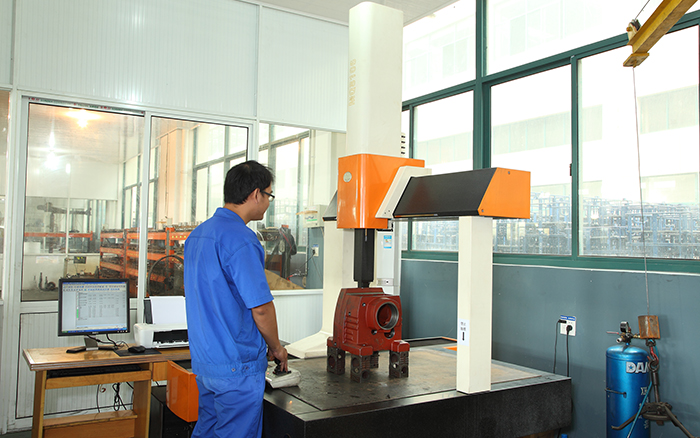 Coordinate measuring machine
