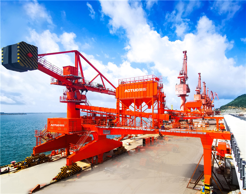Guangdong Maoming Red Lion - ATXL800B Rail-Mounted Screw Ship Unloader02