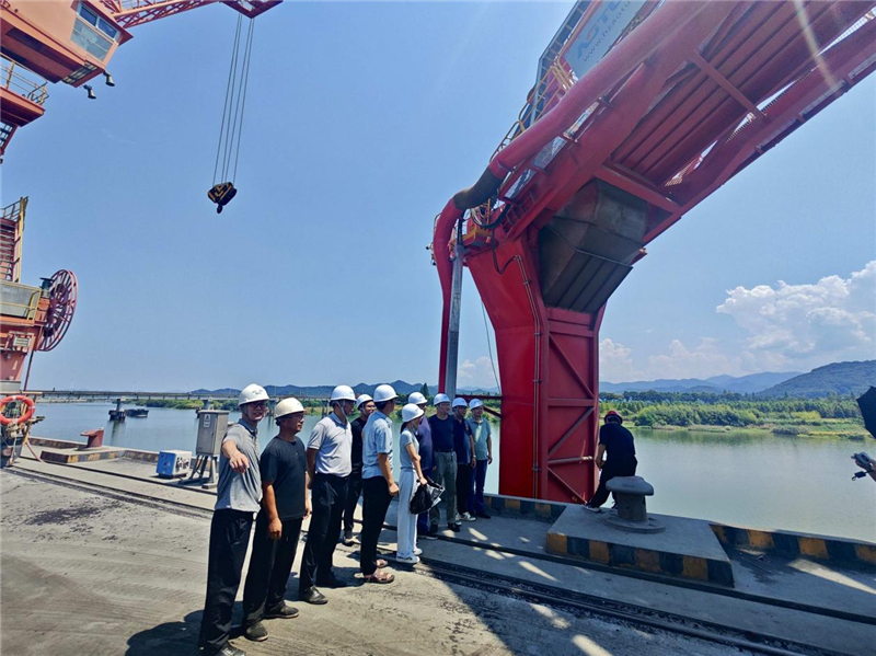 Autuo Multi-material Environmental Ship Unloader Successfully Delivered for Shaoxing Shengzhou Port Upgrade Project03.jpg
