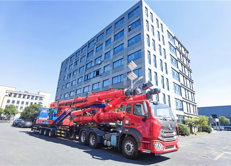 Guangdong Zhuhai Gaolan Port Vehicle mounted Spiral Unloader01.jpg