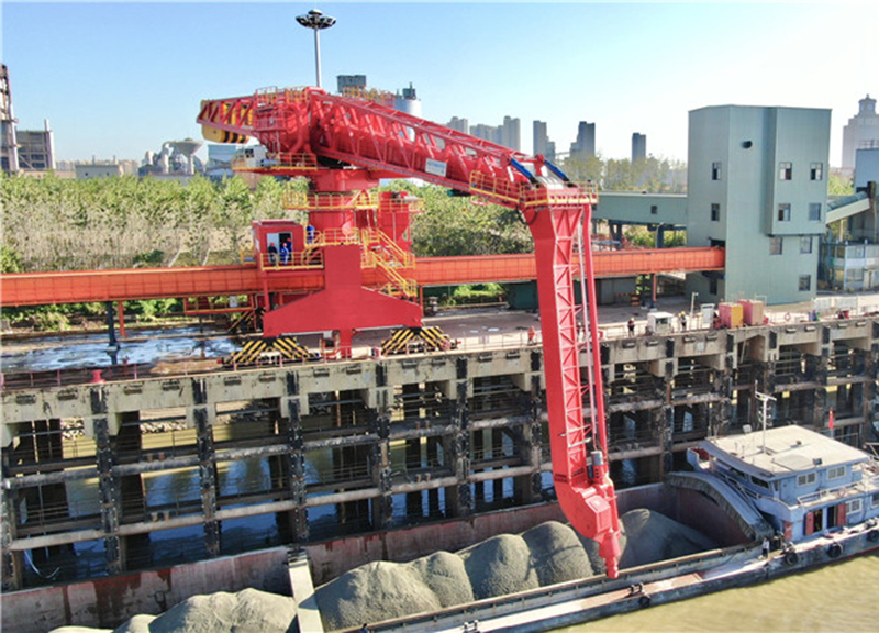 Hubei Yadong – Continuous Environmental Protection Screw Ship Unloader