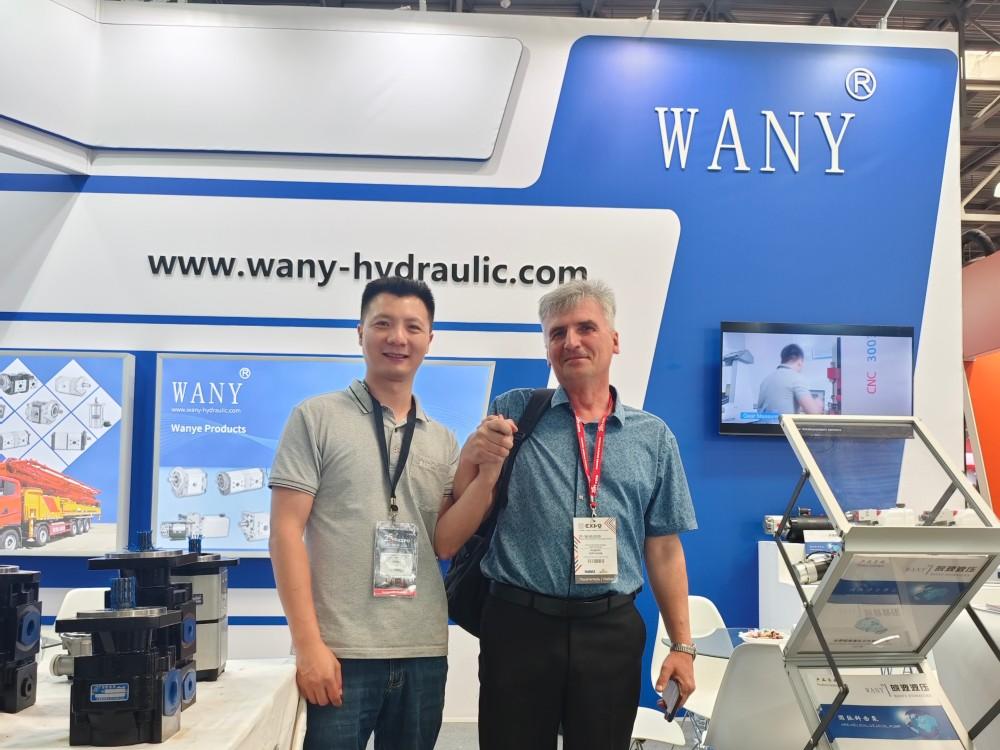 Focusing on the Russian Market! Wanye Hydraulics Makes a Targeted Appearance at the Moscow International Construction Equipment Exhibition.