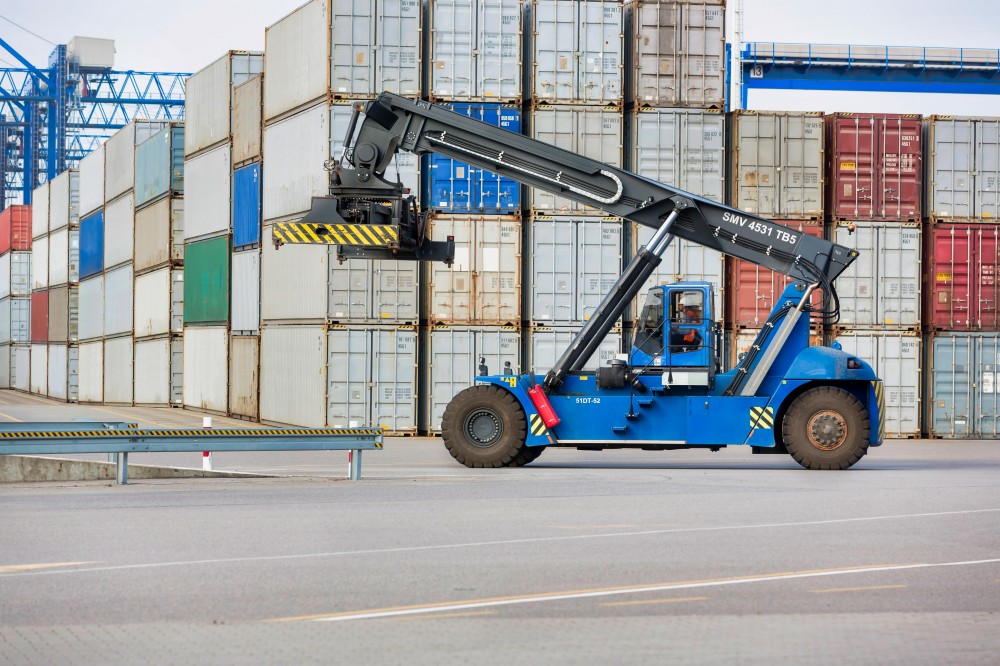 Port machinery matching products