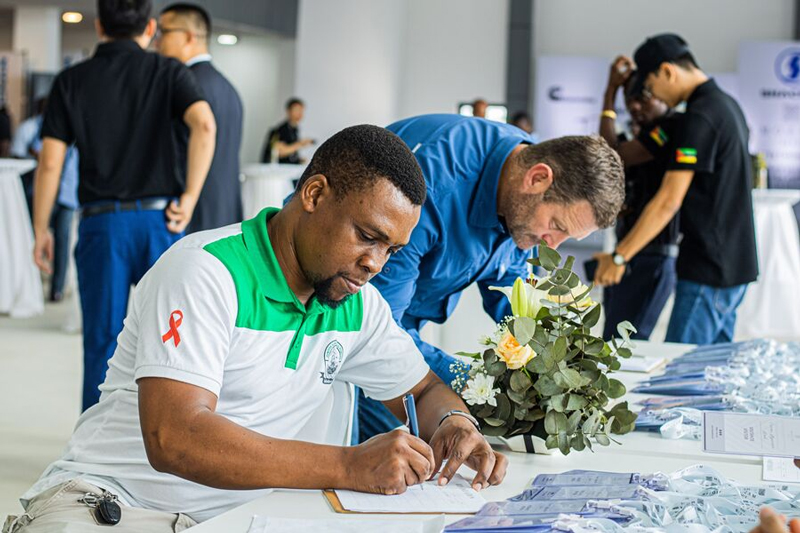 SHACMAN customer appreciation day a success in mozambique