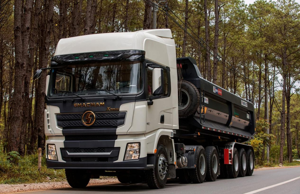SHACMAN-Engineering-Vehicles3