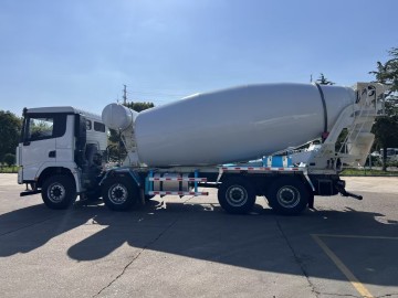 SHACMAN X3000 Concrete  Mixing Truck—8X4