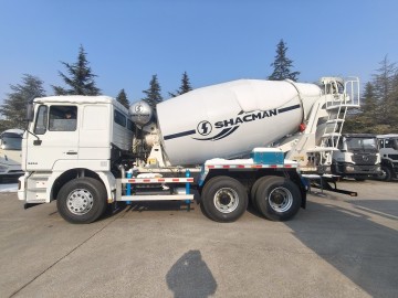 SHACMAN F2000 Concrete  Mixing Truck—6X4