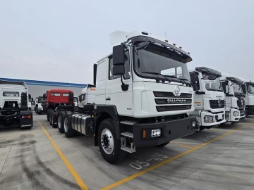 SHACMAN F3000 6×4 Tractor Head — High-Torque & Fuel-Efficient, Robust & Strong Traction, Delivering Reliable Haulage for Cross-Country Container Transport, Bulk Cargo & Full-Trailer Heavy-Duty Operati