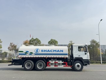 SHACMAN F3000 Sprinkler Truck—6X4