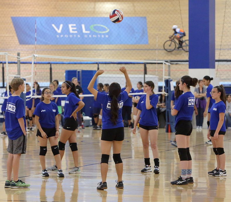 Huntington Beach 15U Volleyball Wins in Straight Sets at Irvine Tournament