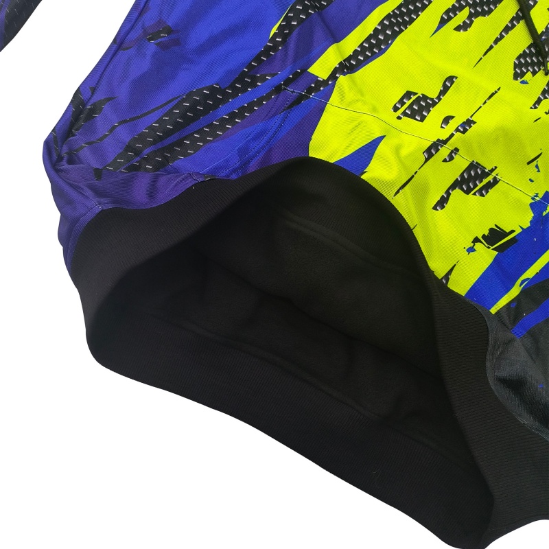 Sweat à capuche streetwear tendance – Graphismes audacieux, finitions haut de gamme (6)
